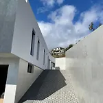 펜션 Sun Temple By Madeira