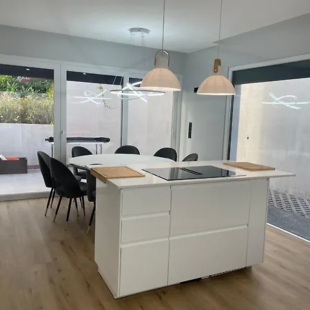 Holiday home Sun Temple By Madeira *